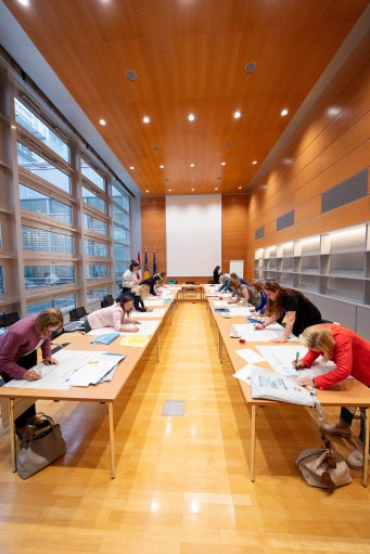 Arbeiten an eigenen Projekten für die Gemeinde