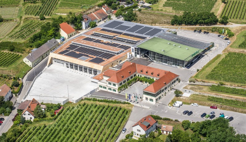 Neubau Lagerlogistik, Flaschenfüllanlage_Erweiterung Gär- u. Lagerkeller in Krems