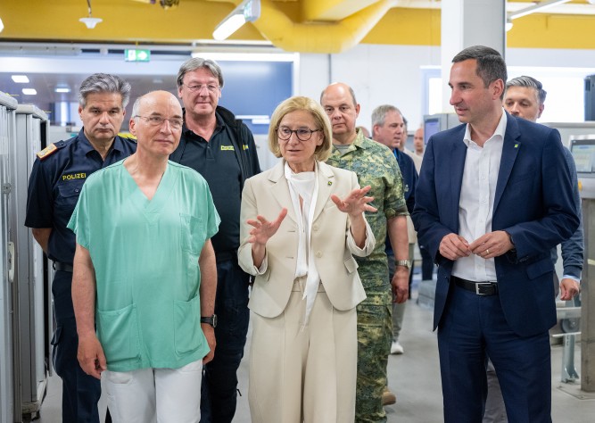 LH Mikl-Leitner zu erfolgreicher Krisenübung „SecMed 2026“&nbsp;