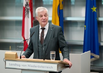 Landesrat Anton Kasser bei seiner Budgetrede im NÖ Landtag