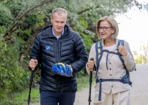 Landeshauptfrau Johanna Mikl-Leitner und der Geschäftsführer von ecoplus alpin Markus Redl.